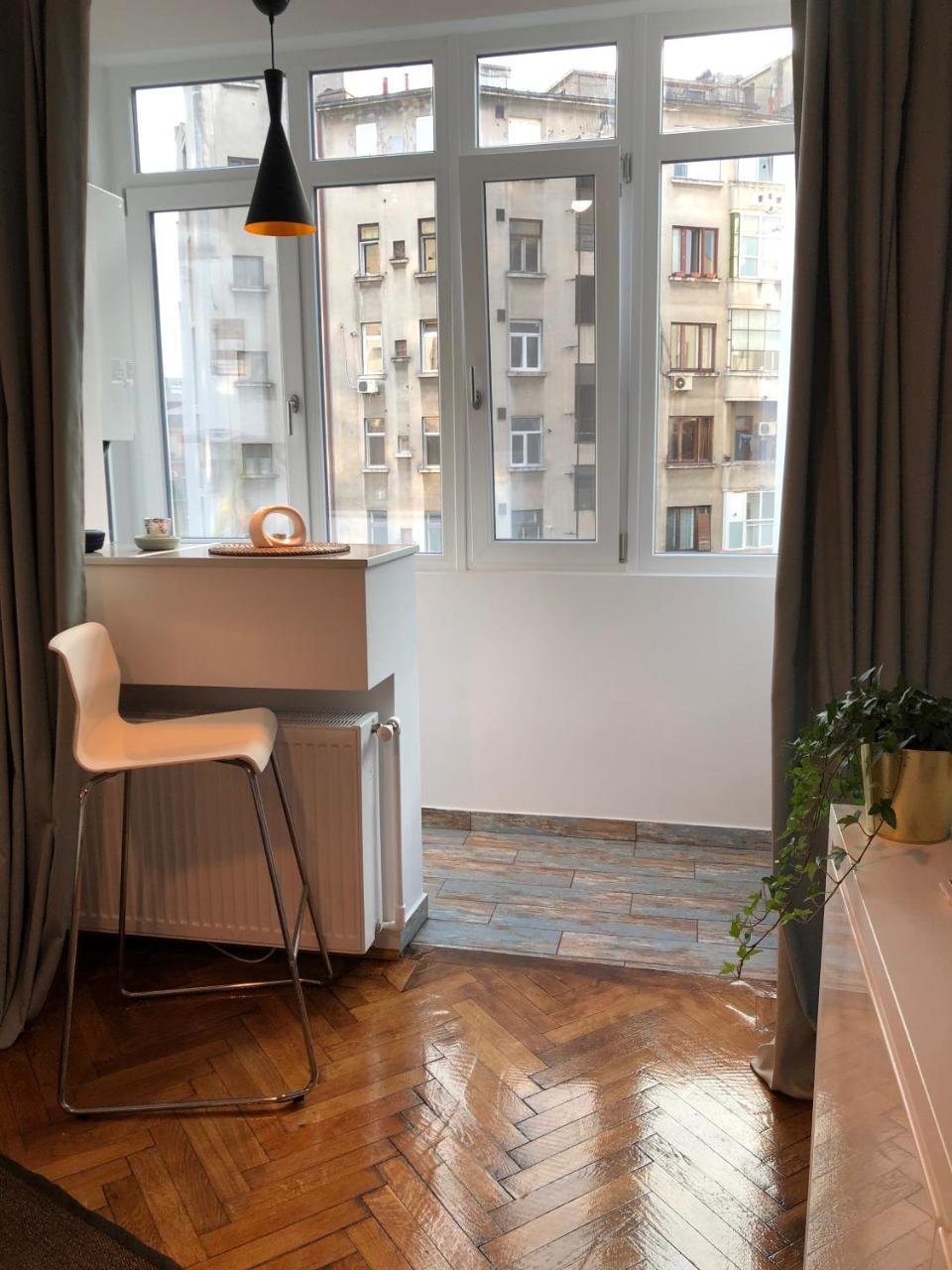 Marvel Studio Apartment Bucharest Exterior photo